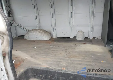 2015 Chevrolet Express 2500 Work Van z USA, uszkodzony, nr VIN 1GCWGFFF3F1107535